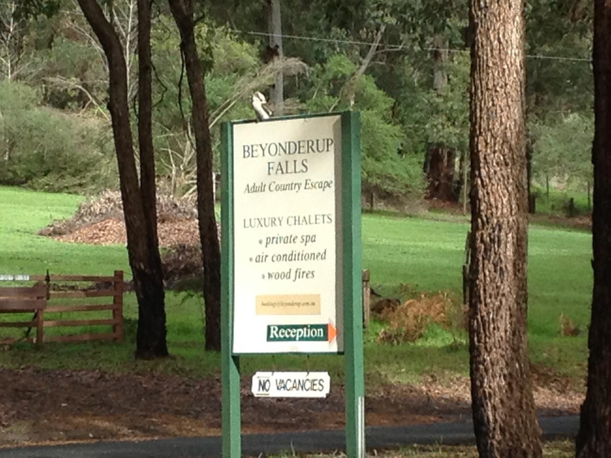Beyonderup Falls Adult Retreat Nannup Quarto foto